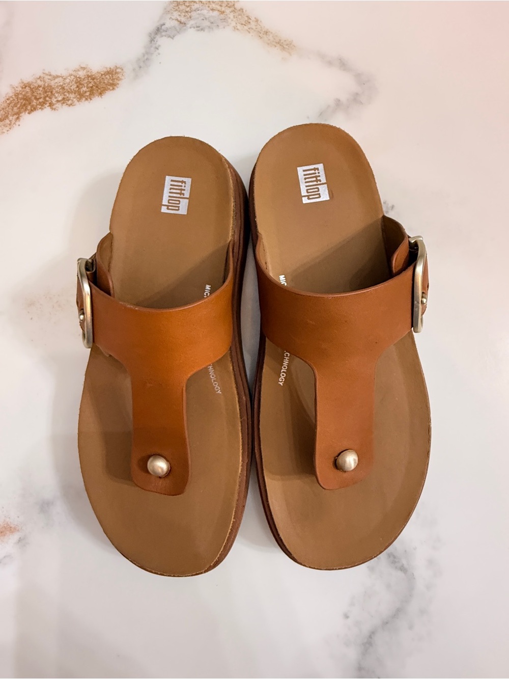 FitFlop Gen-FF Leather Buckled Toe-Post Sandals